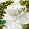 Sublimer le contour des yeux avec le collagène marin : crèmes et sérums d’exception